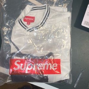 Supreme men’s beetle jersey